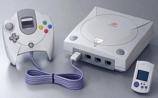 Sega DreamCast con control y unidad de memoria