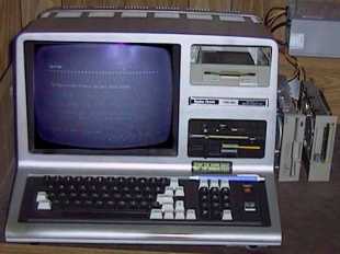 Milo, un TRS80 Model 4D modificado accesible por Telnet