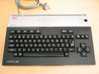 Sanyo MPC-100 MSX